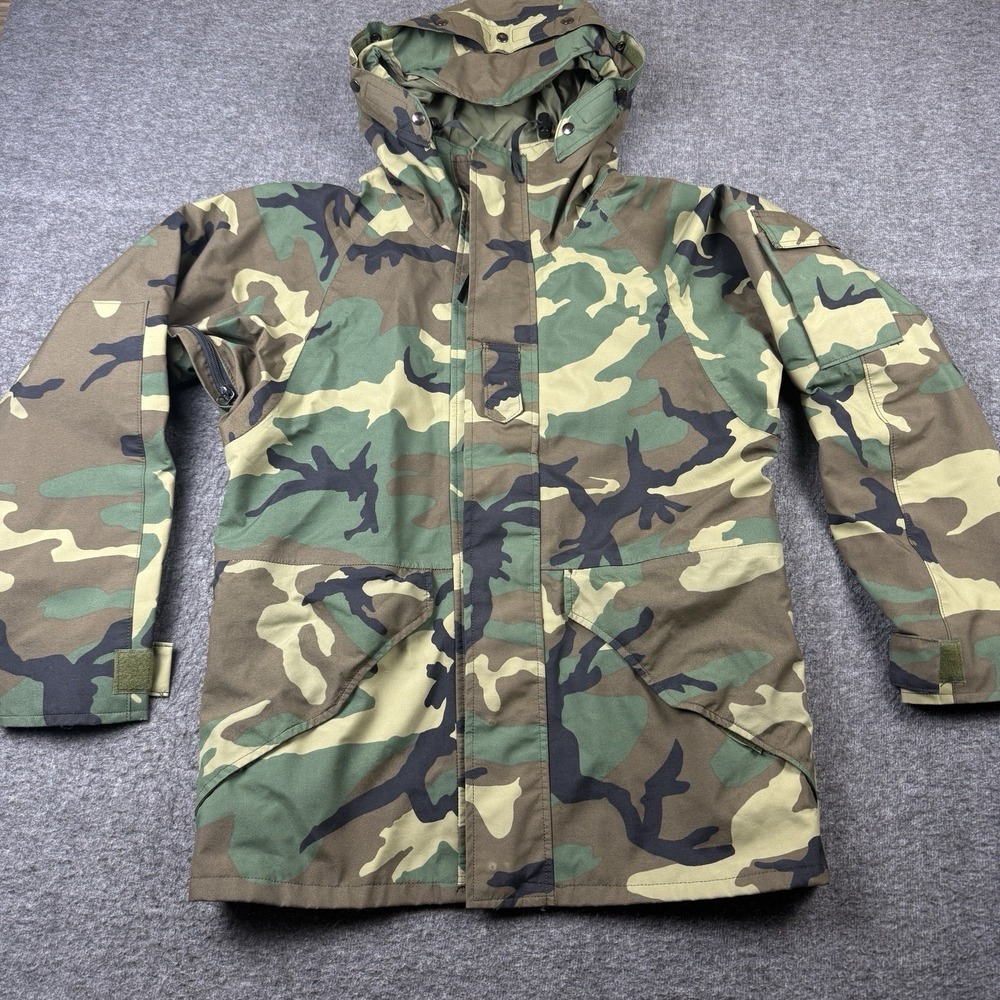 US Military Camouflage Cold Weather Parka Mens Small Tennessee Apparel Gore-Tex